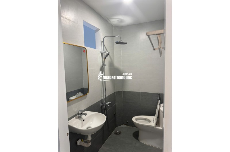 Bán Nhà 2 Tầng Mới Gần Biển Ở Chỉ Hơn 3ty